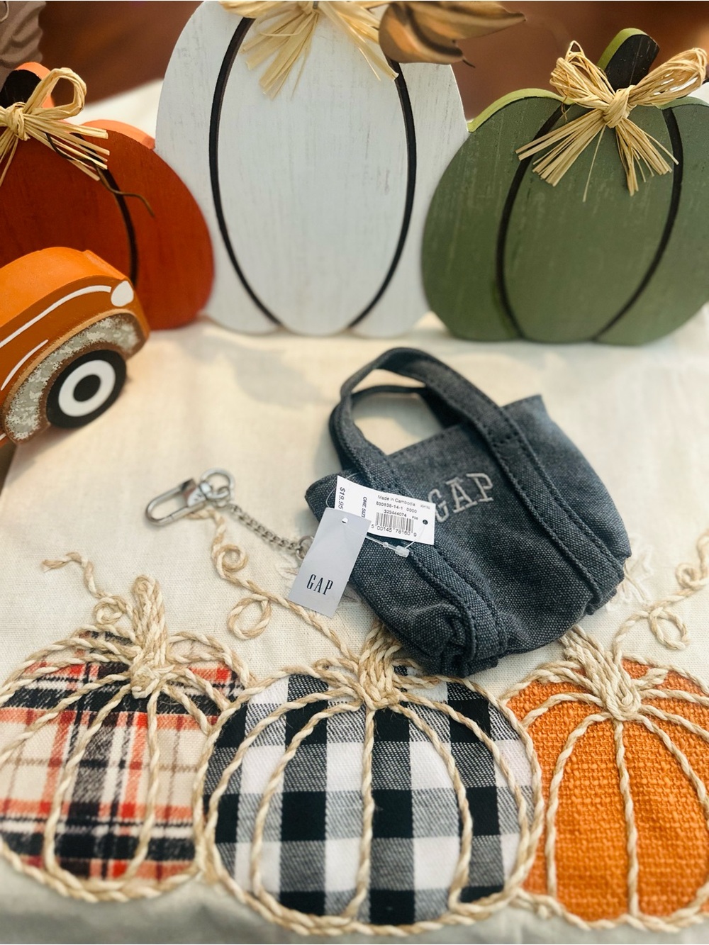 ๐GAP Charcoal Gray Mini Tote Bag Charm